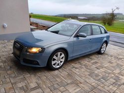 Blau Gebraucht 2011 Audi A4 Ambiente Kombi | 5.800 € (Guter Preis)