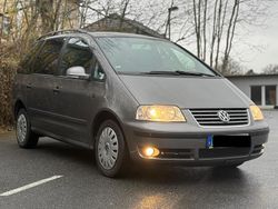 Grau Gebraucht 2007 VW Sharan S Van / Kleinbus | 3.800 € (Fairer Preis)