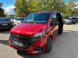 Rot Gebraucht 2024 Mercedes V300 Avantgarde Van / Kleinbus | 78.900 € (Teuer)