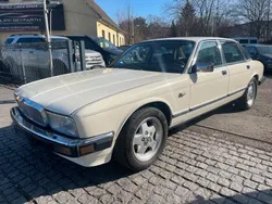 Weiß Gebraucht 1987 Jaguar XJ6 Sovereign Limousine | 2.990 €