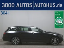 Ung schwarz unilack Gebraucht 2022 Mercedes E300 Avantgarde Kombi | 27.480 € (Superpreis)