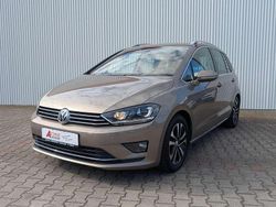 Pyramid gold metallic Gebraucht 2018 VW Golf Sportsvan Highline Van / Kleinbus | 13.990 € (Fairer Preis)
