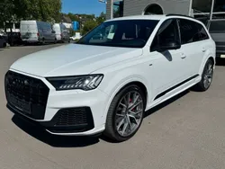 Weiß Gebraucht 2021 Audi Q7 S-Line SUV | 52.900 € (Guter Preis)