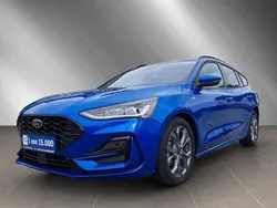Blau Neu 2024 Ford Focus ST-Line Limousine | 26.990 € (Guter Preis)