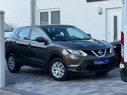 Braun Gebraucht 2016 Nissan Qashqai Visia SUV | 9.300 € (Fairer Preis)