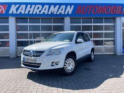 Weiß Gebraucht 2010 VW Tiguan Track & Field SUV | 8.399 € (Fairer Preis)