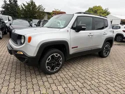 Grau Gebraucht 2015 Jeep Renegade Trailhawk SUV | 7.900 € (Guter Preis)