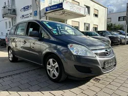 Grau Gebraucht 2009 Opel Zafira Edition Van / Kleinbus | 1.599 € (Superpreis)