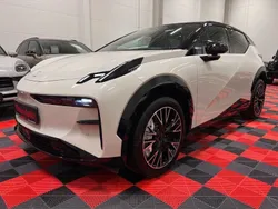 Weiß Gebraucht 2023 Zeekr X SUV | 48.400 €