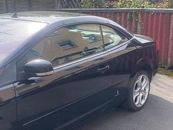 Schwarz Gebraucht 2010 Ford Focus Cabriolet Cabrio | 3.900 €