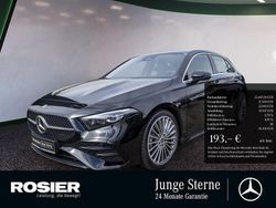 Schwarz / nachtschwarz Gebraucht 2024 Mercedes A200 Advanced Plus Limousine | 32.847 € (Fairer Preis)
