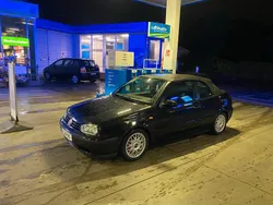 Schwarz Gebraucht 2000 VW Golf Cabriolet Cabrio | 2.800 €