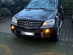 Schwarz Gebraucht 2007 Mercedes ML350 AMG SUV | 9.000 € (Guter Preis)