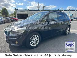 Schwarz Gebraucht 2016 BMW 218 Active Tourer Advantage Van / Kleinbus | 13.650 € (Fairer Preis)