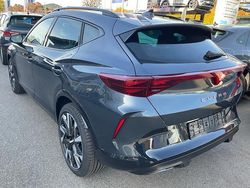 Magnetic grau metallic magnetic grau metallic Gebraucht 2025 Cupra Formentor SUV | 43.055 € (Etwas zu teuer)