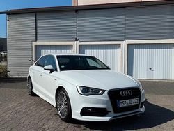 Weiß Gebraucht 2015 Audi A3 S-Line Limousine | 16.890 € (Fairer Preis)
