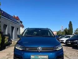 Blau Gebraucht 2018 VW Touran Highline Van / Kleinbus | 20.000 € (Etwas zu teuer)