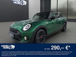Grün Gebraucht 2024 Mini Cooper Clubman Classic Kombi | 29.550 € (Etwas zu teuer)