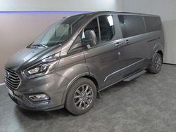 Magnetic greau metallic Gebraucht 2021 Ford Tourneo Titanium Van / Kleinbus | 36.690 € (Fairer Preis)