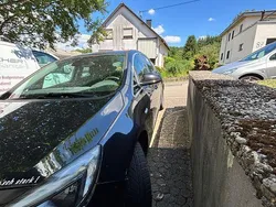 Schwarz Gebraucht 2010 Opel Astra Sport Limousine | 2.800 € (Superpreis)