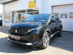 Schwarz Gebraucht 2023 Peugeot 3008 Allure SUV | 22.950 € (Guter Preis)