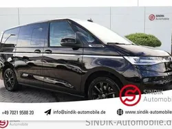 Deep black perleffekt Gebraucht 2023 VW T7 Edition Van | 54.980 € (Fairer Preis)