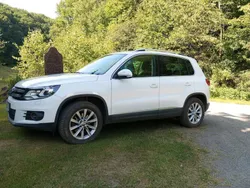 Weiß Gebraucht 2011 VW Tiguan Sport SUV | 9.900 € (Fairer Preis)