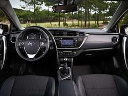 Gebraucht 2013 Toyota Auris Executive Limousine | 10.000 € (Fairer Preis)