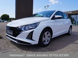 Weiß Neu 2025 Hyundai i20 Select Limousine | 21.690 € (Fairer Preis)