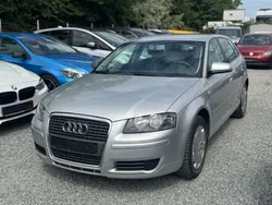 Silber Gebraucht 2004 Audi A3 Sportback Attraction Limousine | 3.500 € (Fairer Preis)