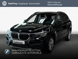Schwarz Gebraucht 2021 BMW X1 Advantage SUV | 21.990 € (Guter Preis)