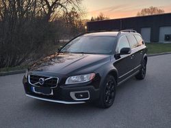 Schwarz Gebraucht 2010 Volvo V70 Summum Kombi | 7.200 €