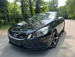 Schwarz Gebraucht 2012 Volvo V60 R-Design Kombi | 13.990 € (Teuer)