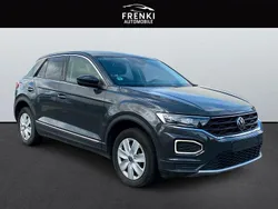 Grau Gebraucht 2021 VW T-Roc Active SUV | 18.999 €