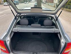 Silber Gebraucht 2001 Opel Astra Kleinwagen | 2.500 € (Etwas zu teuer)