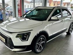 Weiß Neu 2025 Kia Niro Vision SUV | 31.750 € (Fairer Preis)