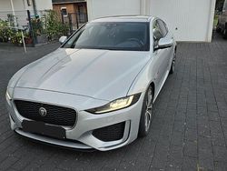 Silber Gebraucht 2018 Jaguar XE Limousine | 21.249 € (Fairer Preis)