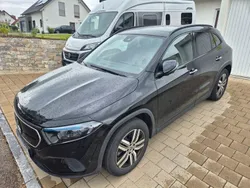 Schwarz Gebraucht 2023 Mercedes EQA250 Night SUV | 31.400 € (Guter Preis)