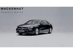Schwarz Gebraucht 2022 Mercedes A250 Style Limousine | 25.480 € (Fairer Preis)