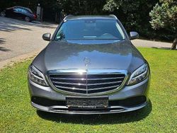 Grau Gebraucht 2019 Mercedes C300 Van | 20.950 € (Fairer Preis)