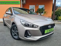 Beige Gebraucht 2018 Hyundai i30 Select Limousine | 11.950 € (Fairer Preis)
