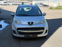 Silber Gebraucht 2009 Peugeot 107 Filou Kleinwagen | 2.999 € (Fairer Preis)