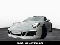 Porsche 911 Carrera 4 GTS