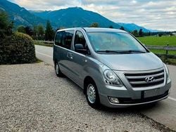 Grau Gebraucht 2017 Hyundai H-1 Van / Kleinbus | 13.500 € (Guter Preis)