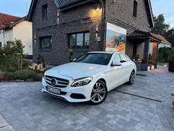 Weiß Gebraucht 2014 Mercedes C250 Limousine | 22.999 €