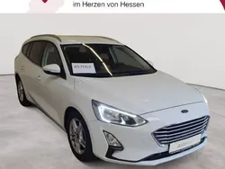 Frostweiß Gebraucht 2018 Ford Focus Cool & Connect Kombi | 10.490 € (Guter Preis)