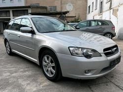 Silber Gebraucht 2004 Subaru Legacy Kombi | 3.300 € (Etwas zu teuer)