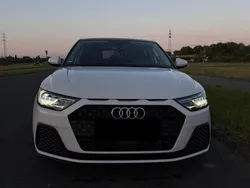 Weiß Gebraucht 2022 Audi A1 Sportback Kleinwagen | 27.300 € (Etwas zu teuer)