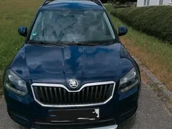 Blau Gebraucht 2014 Skoda Yeti SUV | 10.500 € (Fairer Preis)