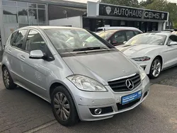 Silber Gebraucht 2009 Mercedes A180 Edition Limousine | 3.490 € (Fairer Preis)